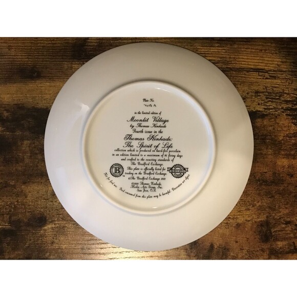 Thomas Kinkade Moonlit Village Spirit of Life 8” Round Decor Plate 7618 A w/ COA - Picture 3 of 4